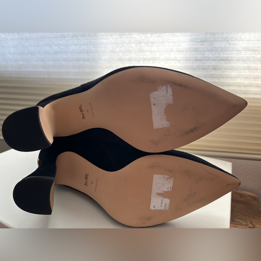 COACH Boots. - Picture 4 of 5